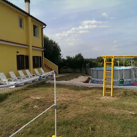 アパート Silvija Ližnjan